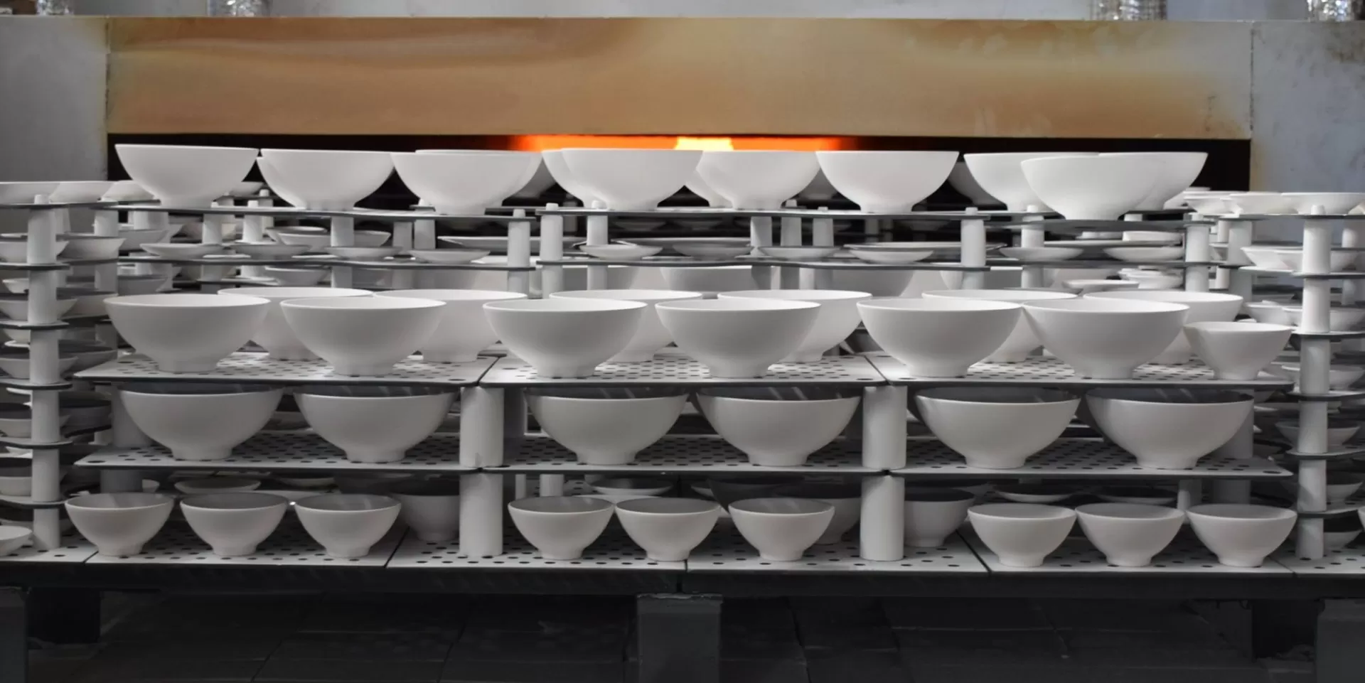 KỆ NUNG & TẤM KÊ LÒ NUNG GỐM SỨ